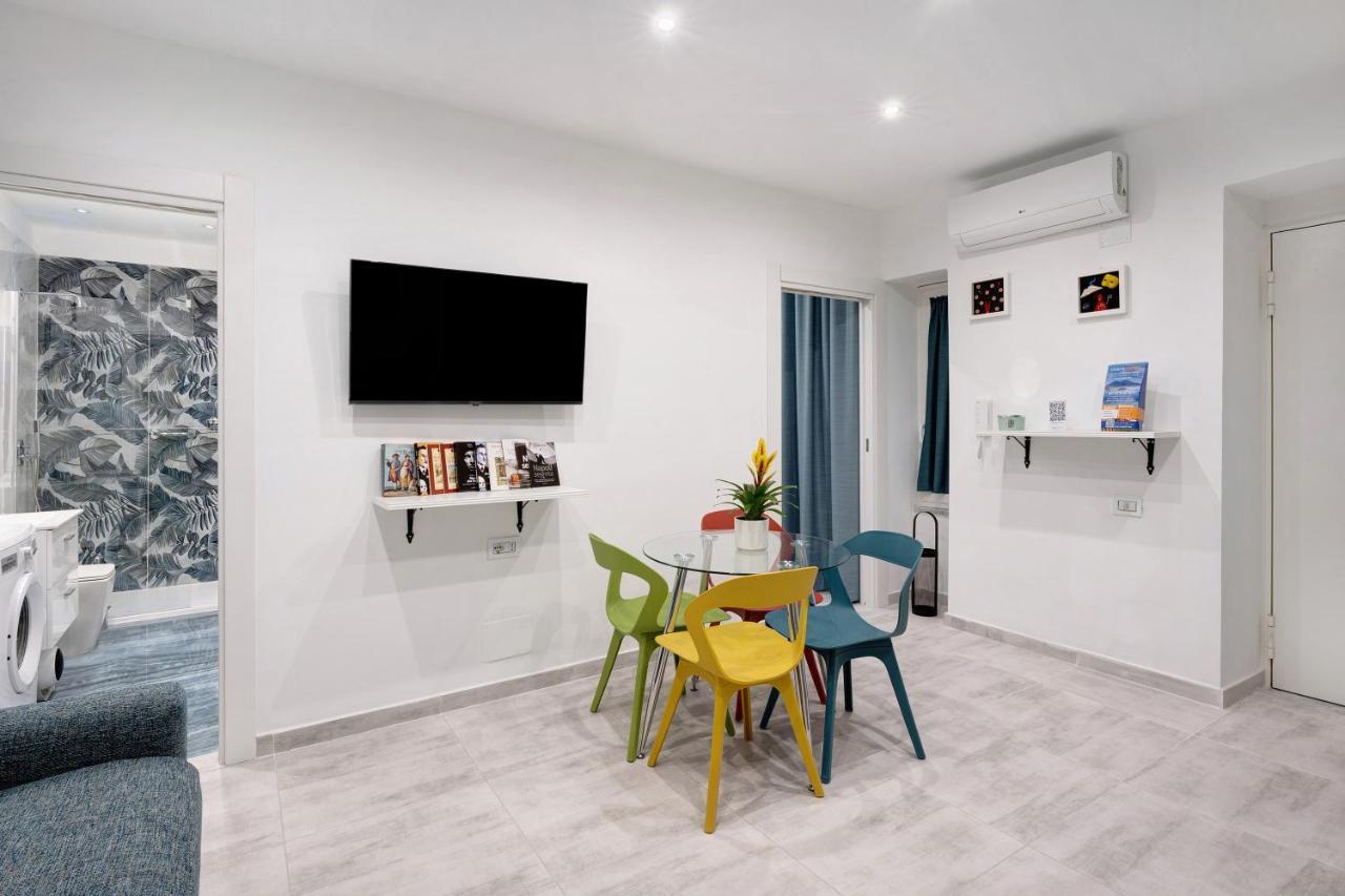 Appartamento Ampolla House *